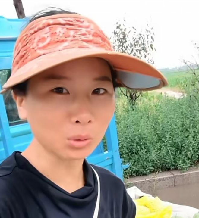 浩瀚体育平台四川女子被拐山东生下女儿后离家出走女儿10年间骑行千里寻母(图9)